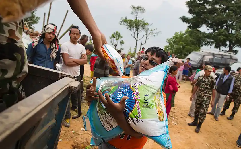 Hilfe für Erdbebenopfer in Nepal